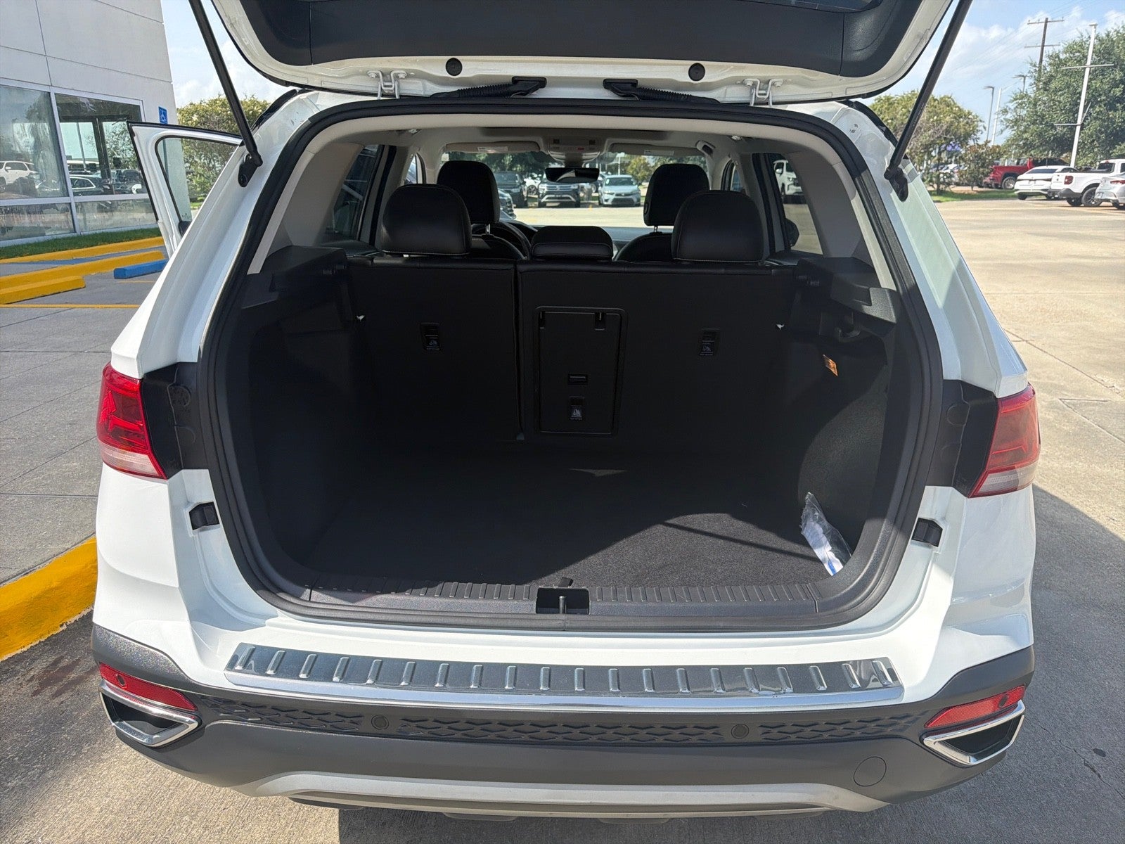 2023 Volkswagen Taos SEL 4MOTION *Ltd Avail*