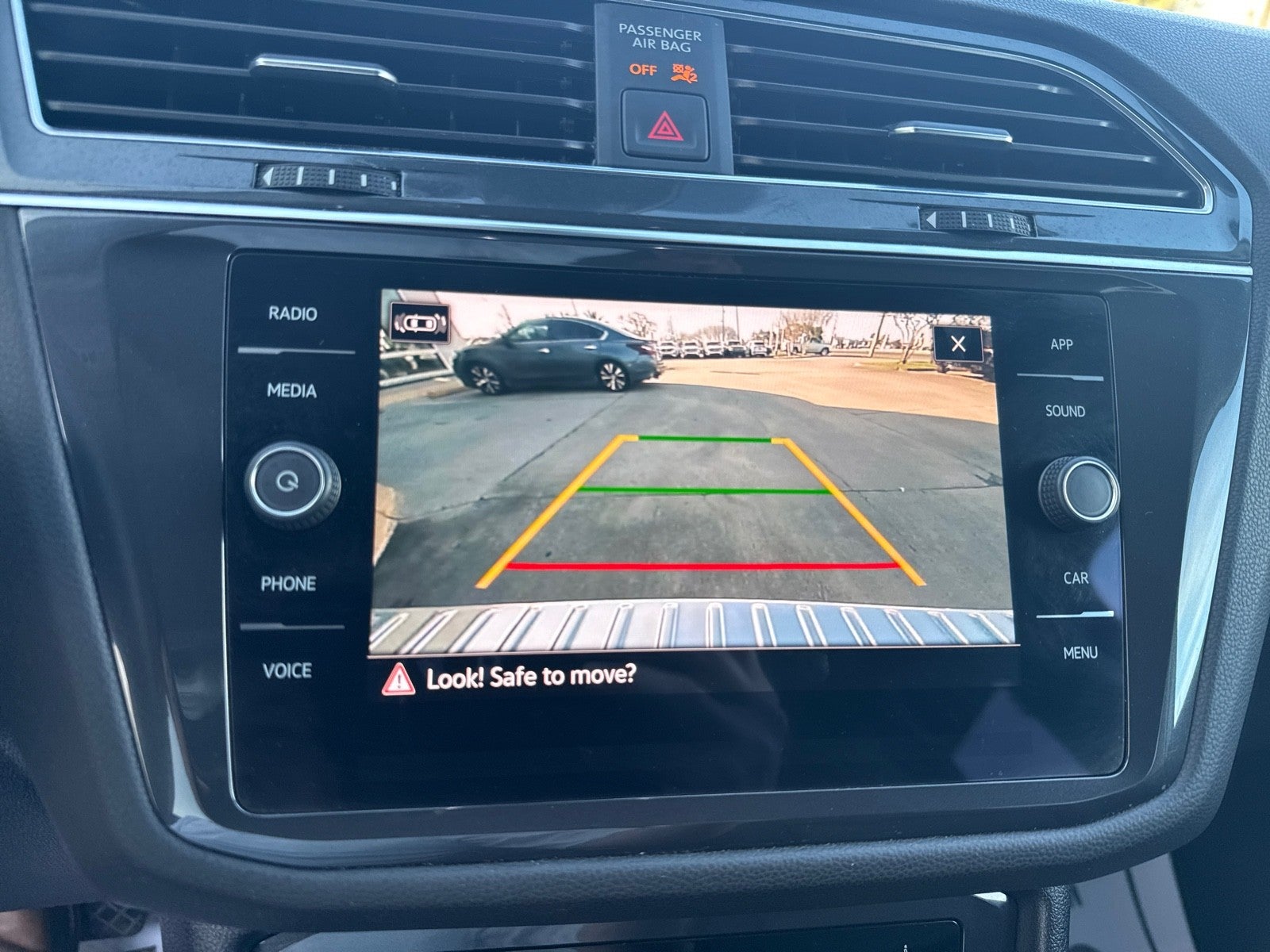 2023 Volkswagen Tiguan 2.0T SE FWD