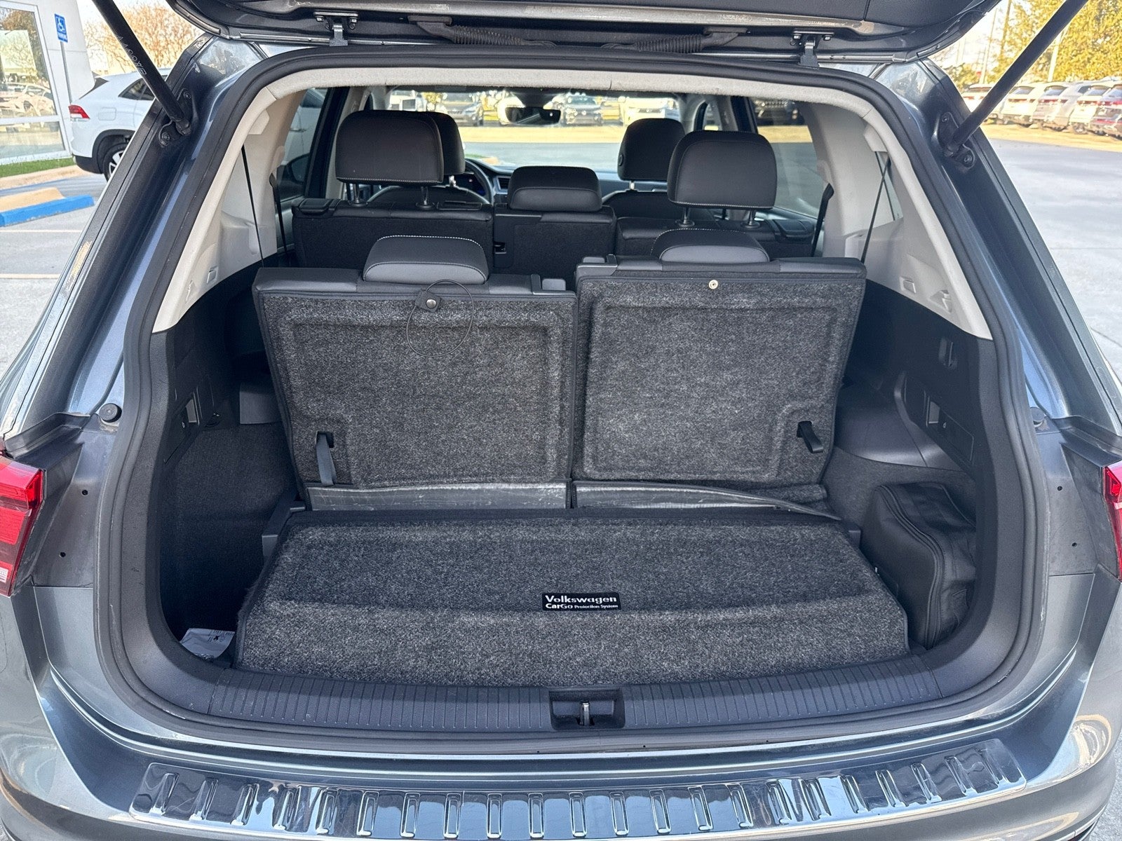 2023 Volkswagen Tiguan 2.0T SE FWD