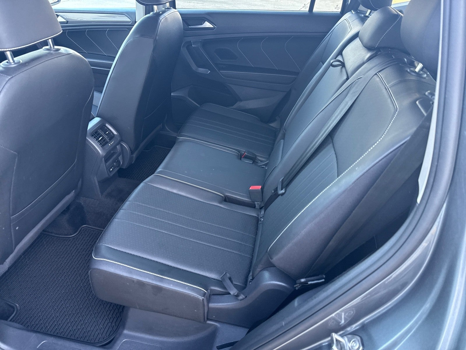 2023 Volkswagen Tiguan 2.0T SE FWD