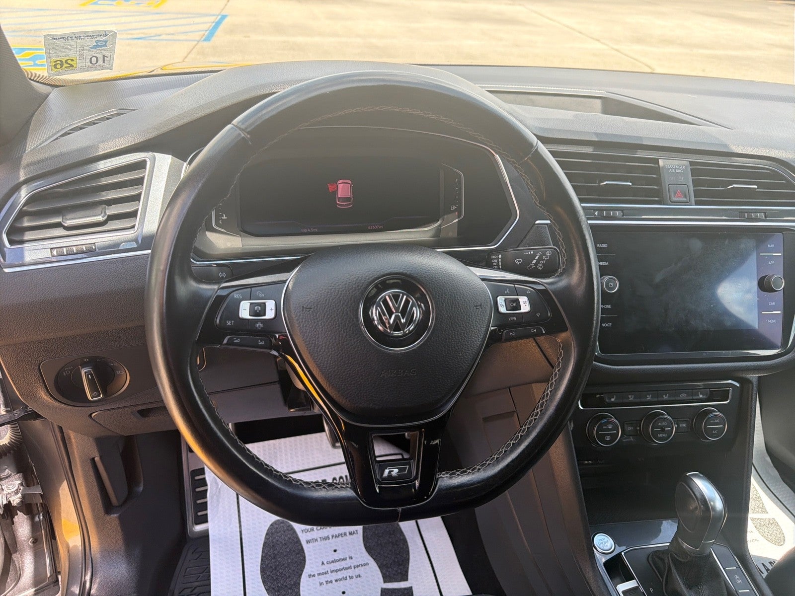 2019 Volkswagen Tiguan 2.0T SEL R-Line FWD