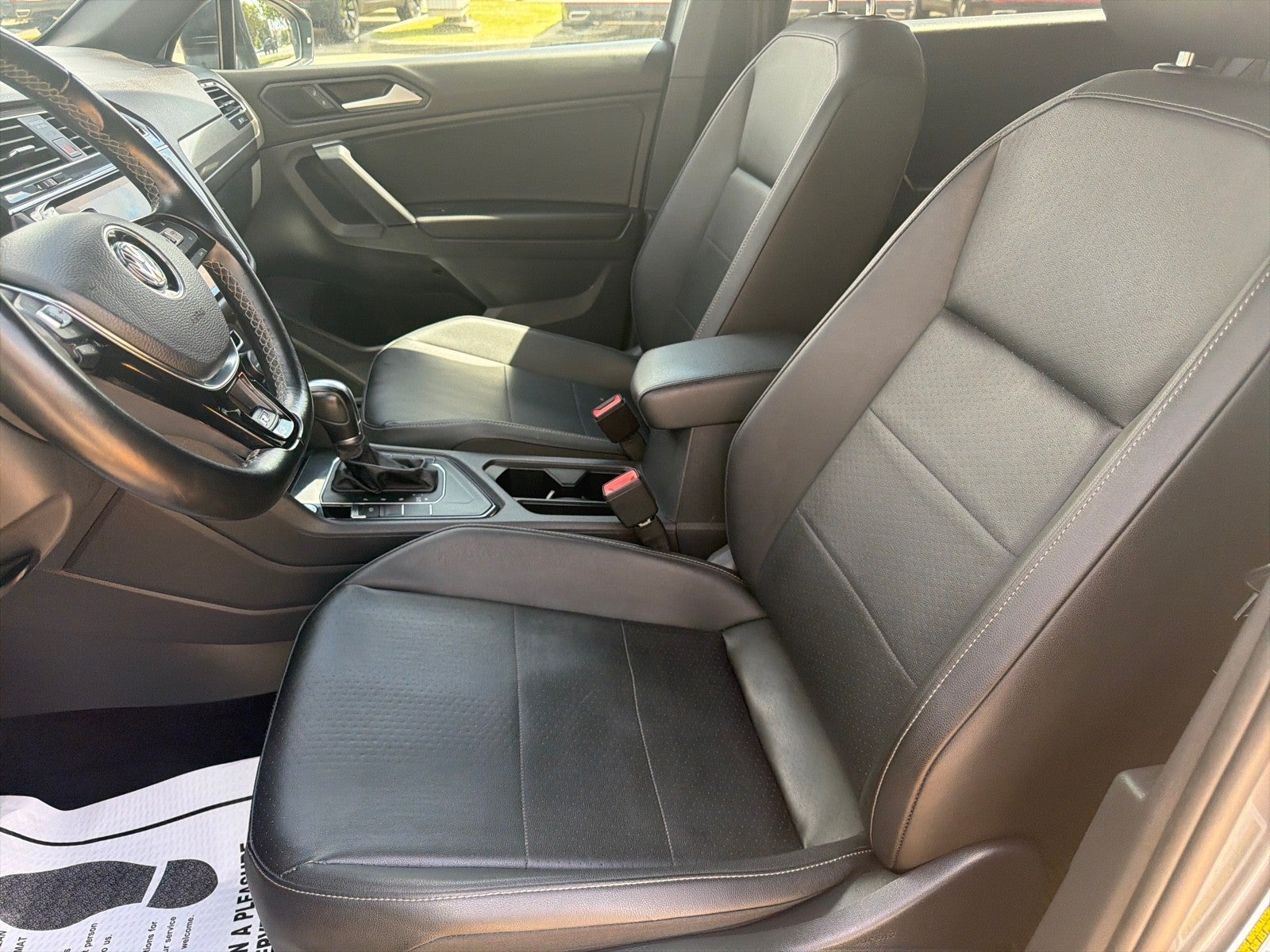 2019 Volkswagen Tiguan 2.0T SEL R-Line FWD