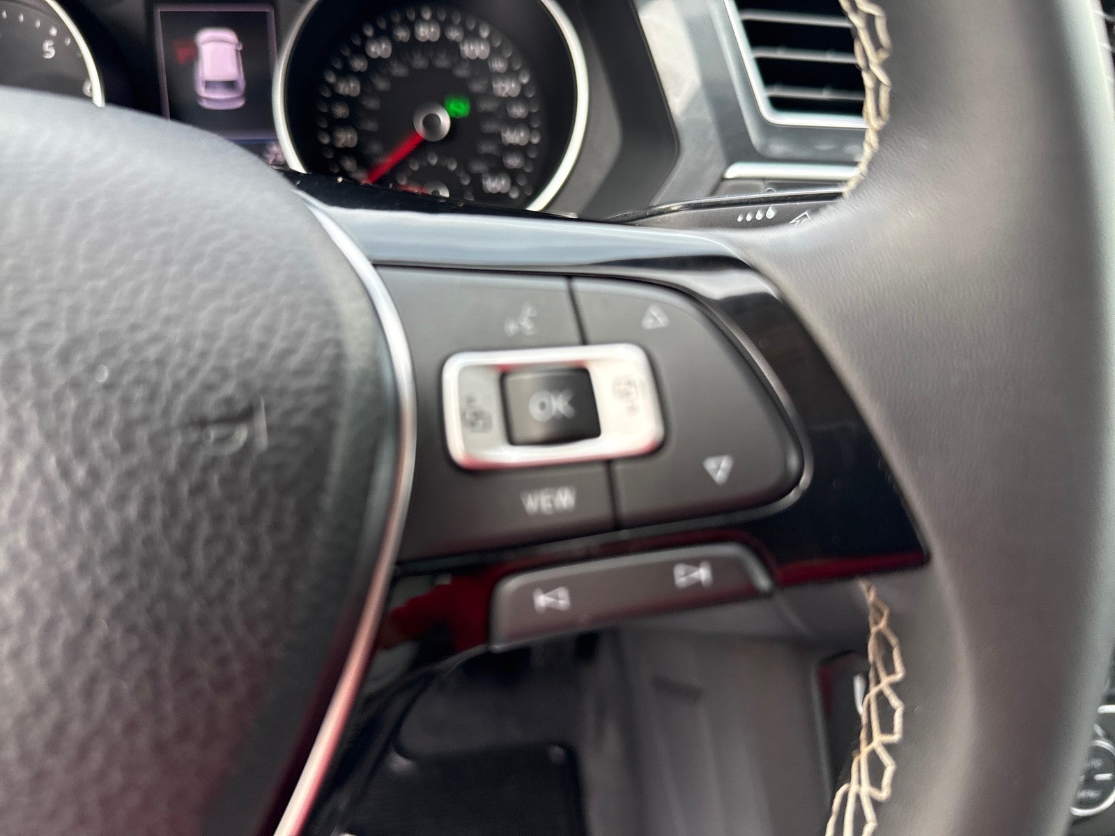 2021 Volkswagen Tiguan 2.0T SE FWD