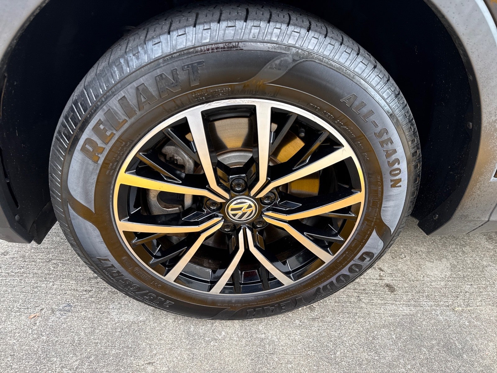 2021 Volkswagen Tiguan 2.0T SE FWD