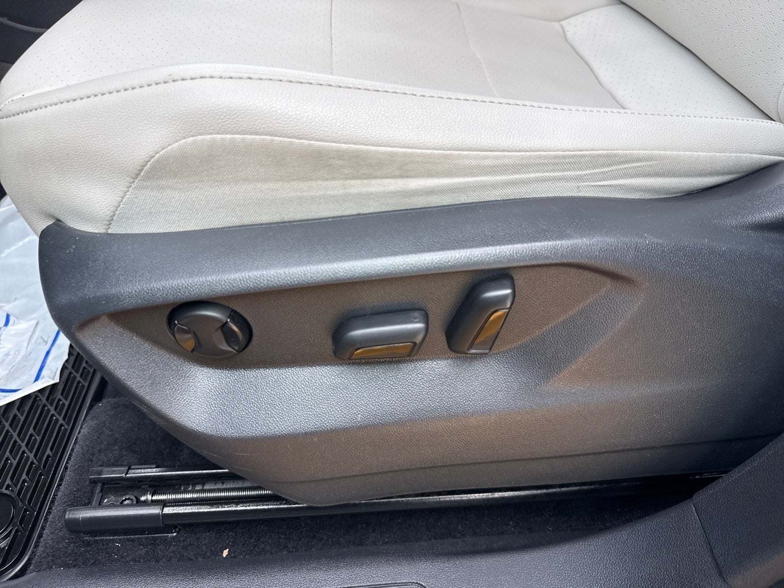 2021 Volkswagen Tiguan 2.0T SE FWD