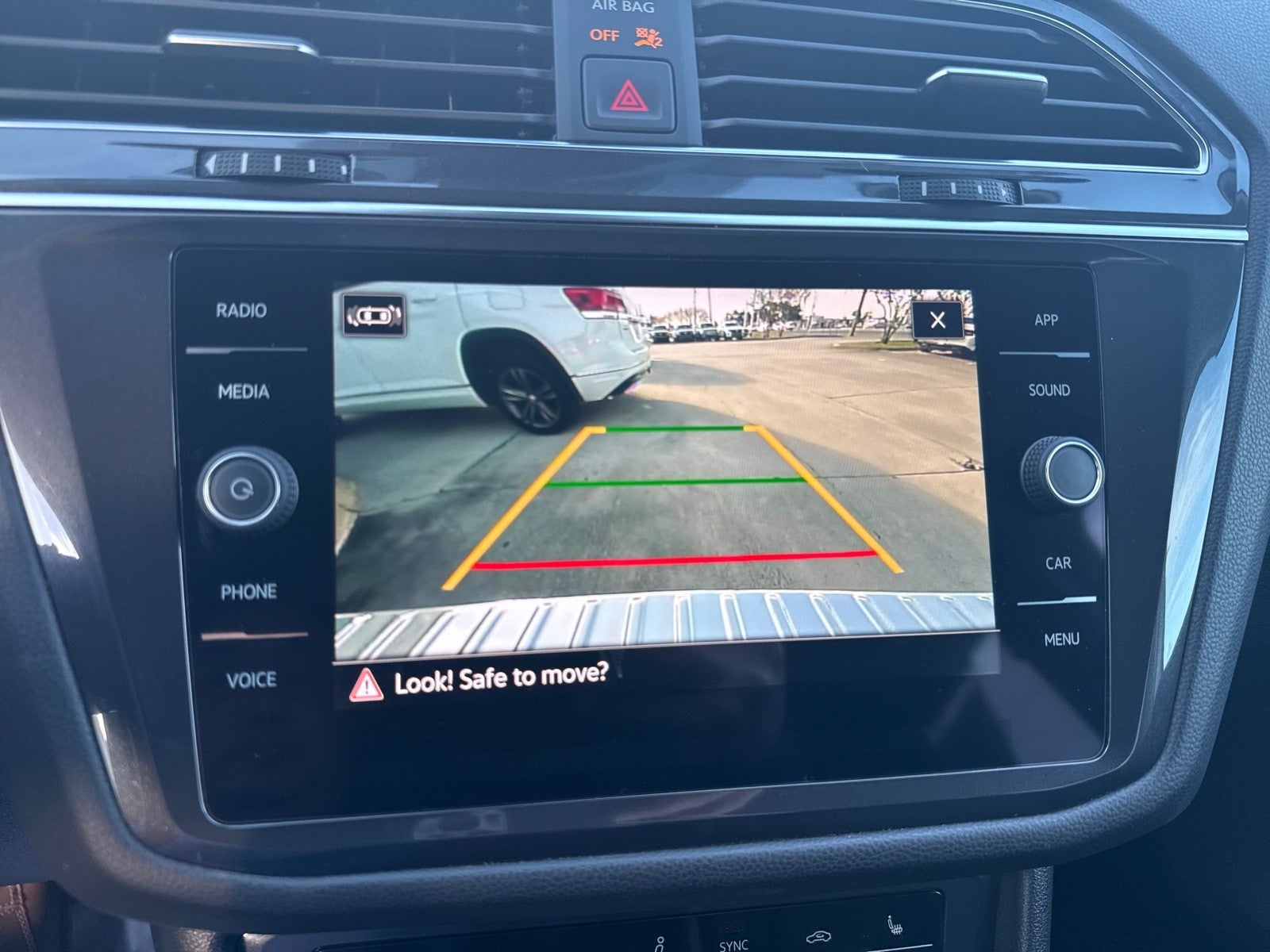 2023 Volkswagen Tiguan 2.0T SE FWD