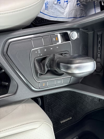 2020 Volkswagen Tiguan SE R-Line Black