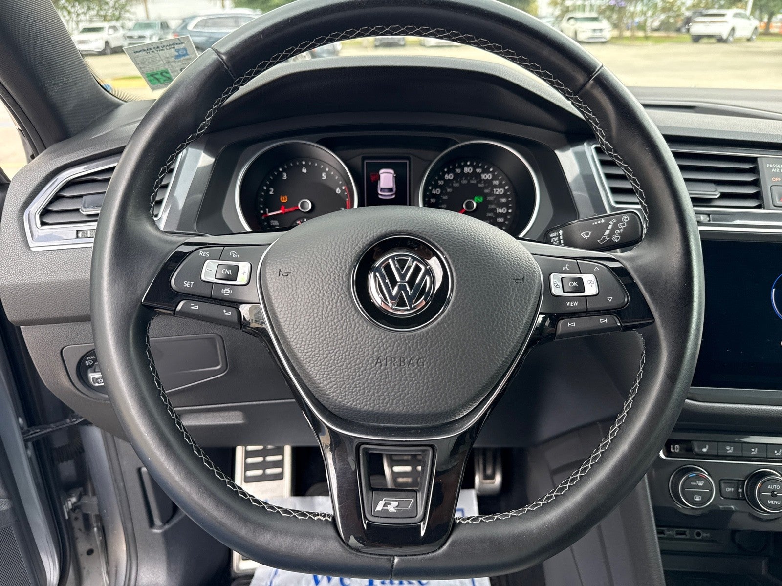 2020 Volkswagen Tiguan SE R-Line Black