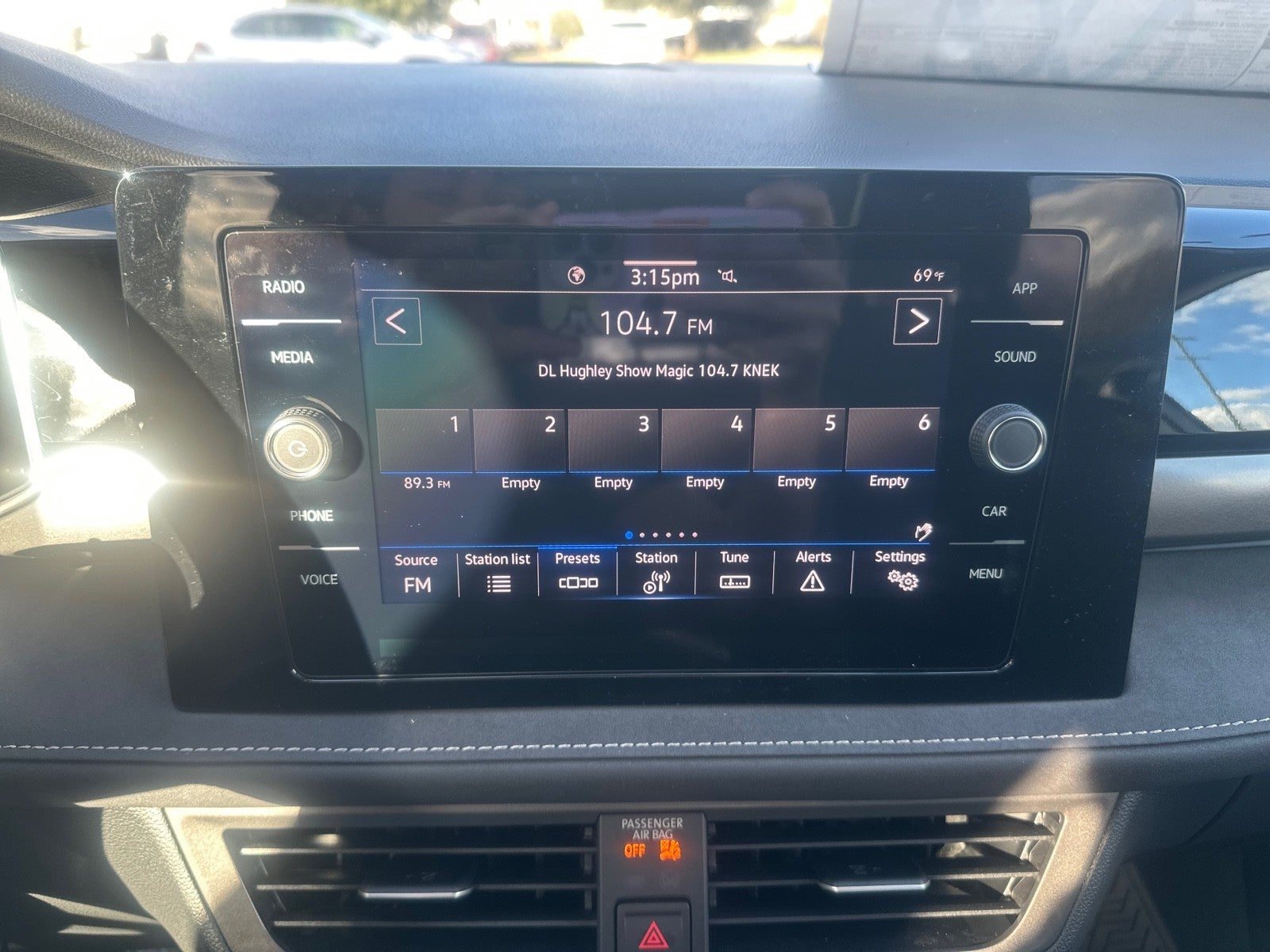 2026 Volkswagen Taos SE Black FWD