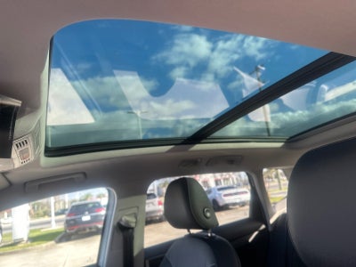 2026 Volkswagen Taos SE Black FWD