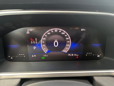 2027 Volkswagen Taos SE Black FWD