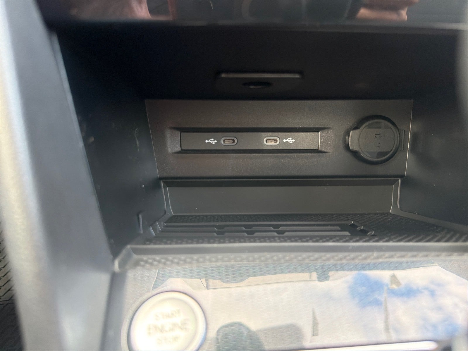 2027 Volkswagen Taos SE Black FWD