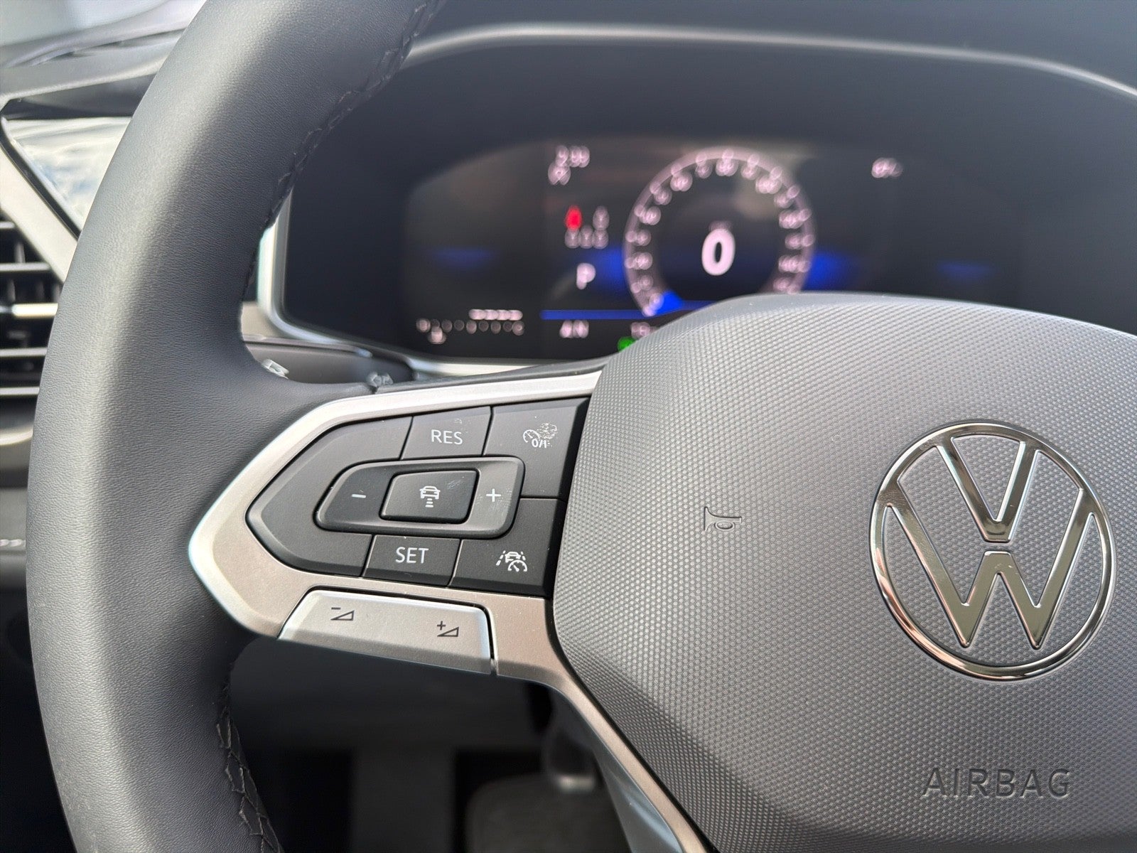 2027 Volkswagen Taos SE Black FWD