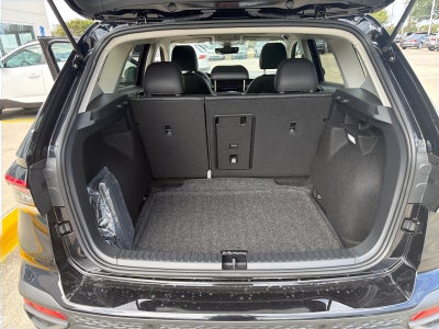 2027 Volkswagen Taos SE Black FWD