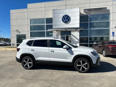 2026 Volkswagen Taos SEL 4MOTION