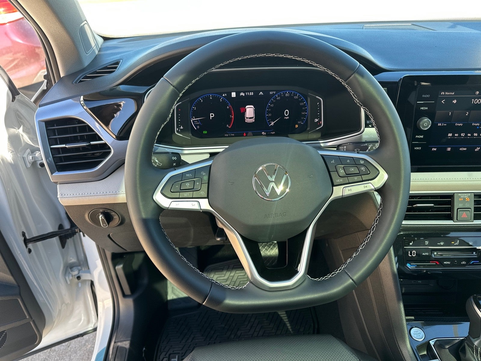 2026 Volkswagen Taos SEL 4MOTION