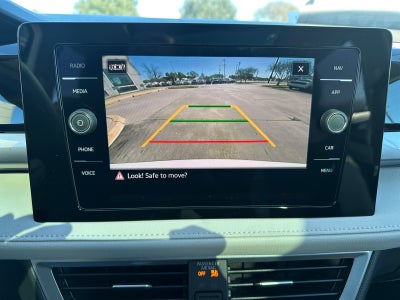 2026 Volkswagen Taos SEL 4MOTION