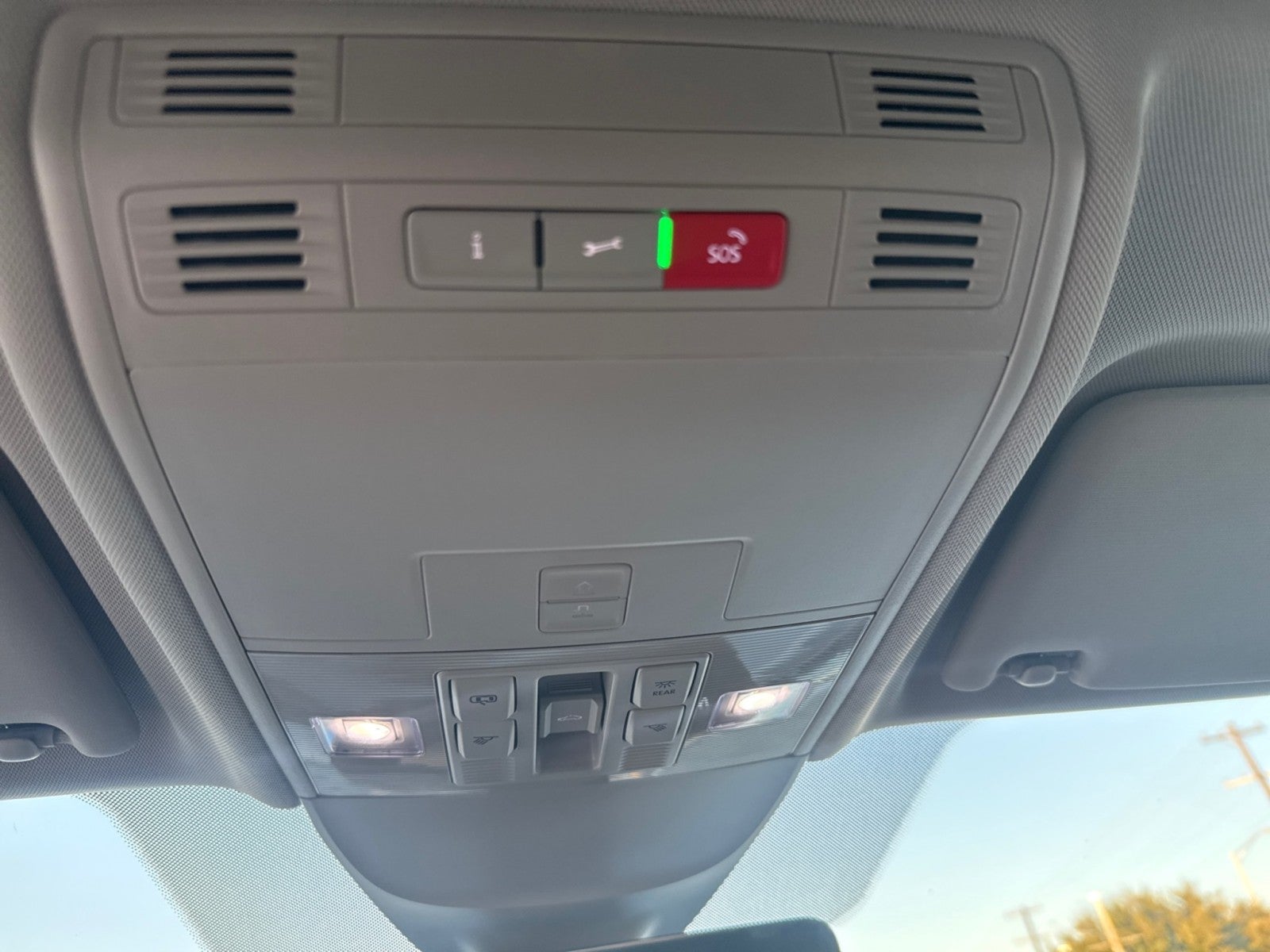 2024 Volkswagen Taos SEL 4MOTION