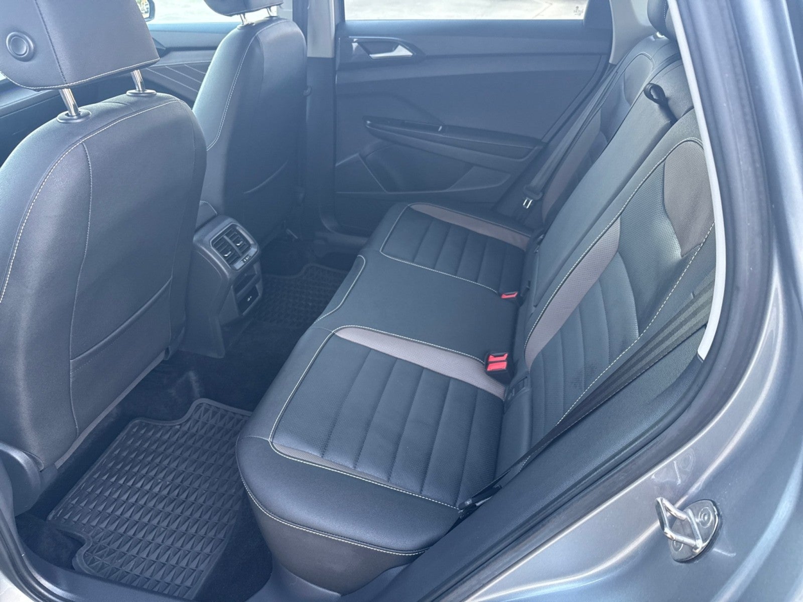 2024 Volkswagen Taos SEL 4MOTION