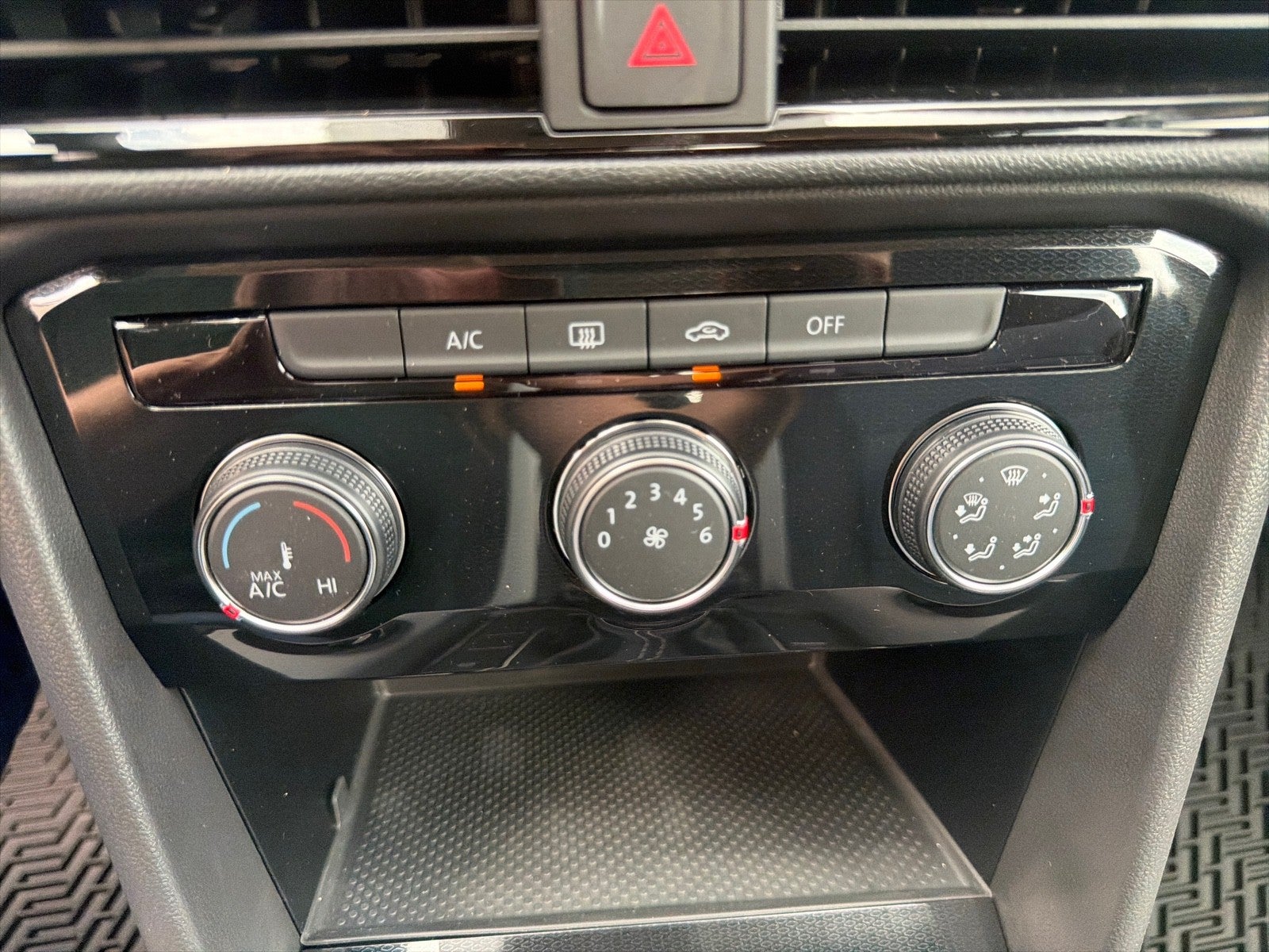 2027 Volkswagen Taos S FWD