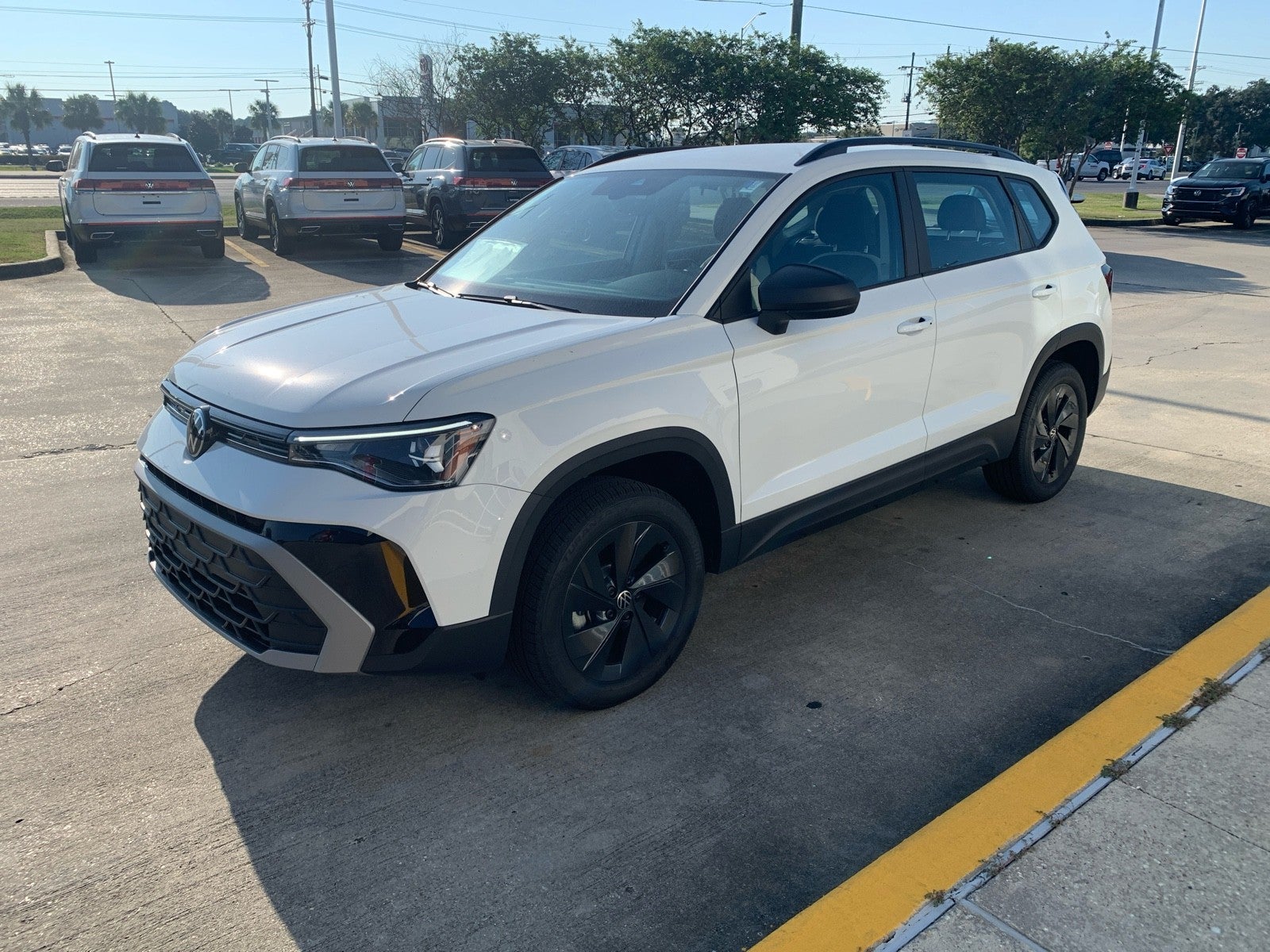 2027 Volkswagen Taos S FWD