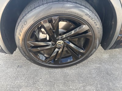 2024 Volkswagen Tiguan 2.0T SE R-Line Black FWD