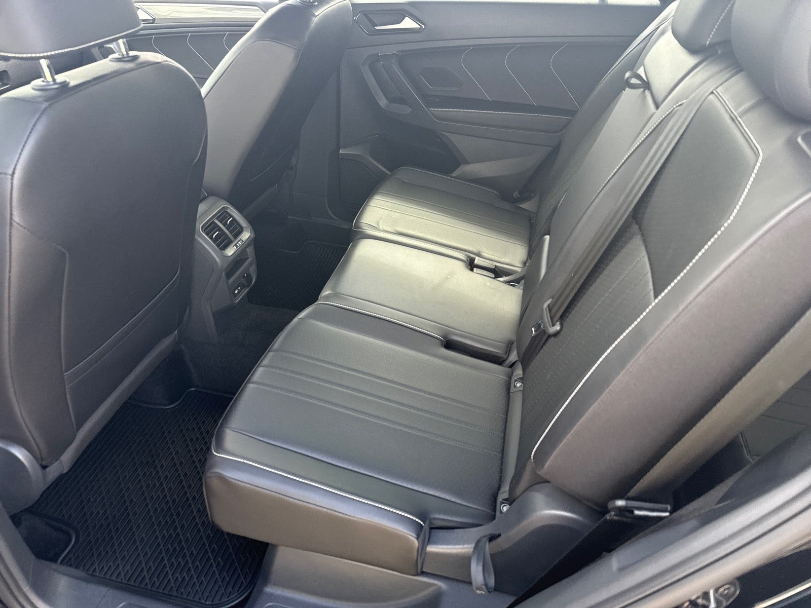 2024 Volkswagen Tiguan 2.0T SE R-Line Black FWD