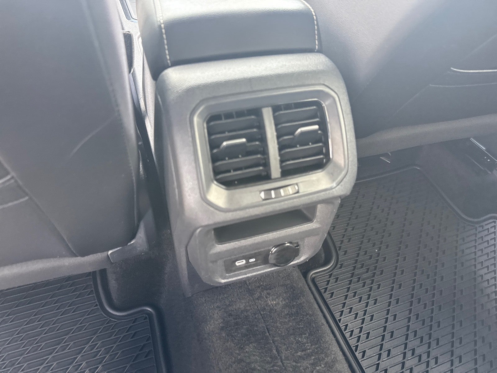 2024 Volkswagen Tiguan 2.0T SE R-Line Black FWD