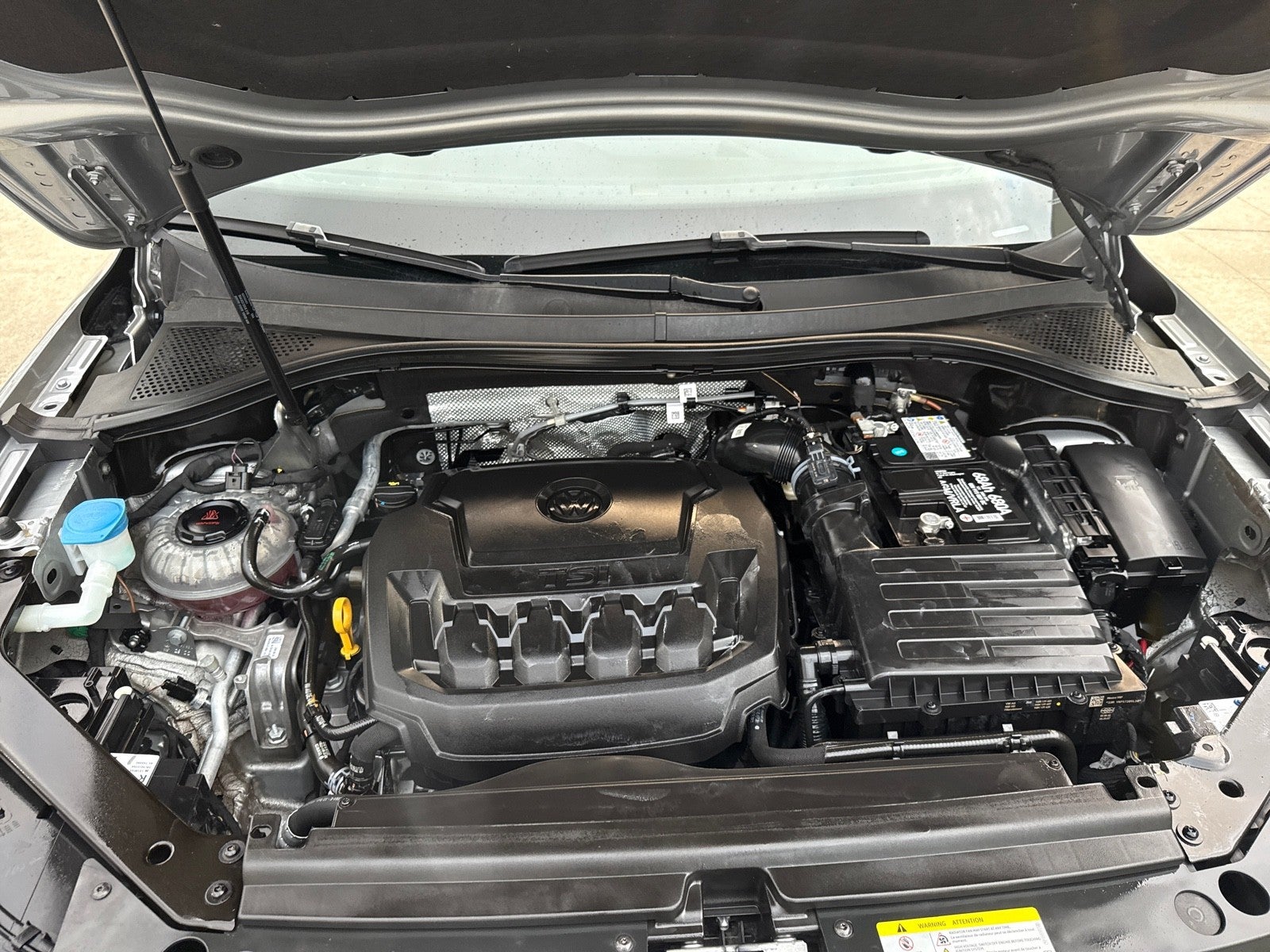 2022 Volkswagen Tiguan 2.0T SE R-Line Black FWD