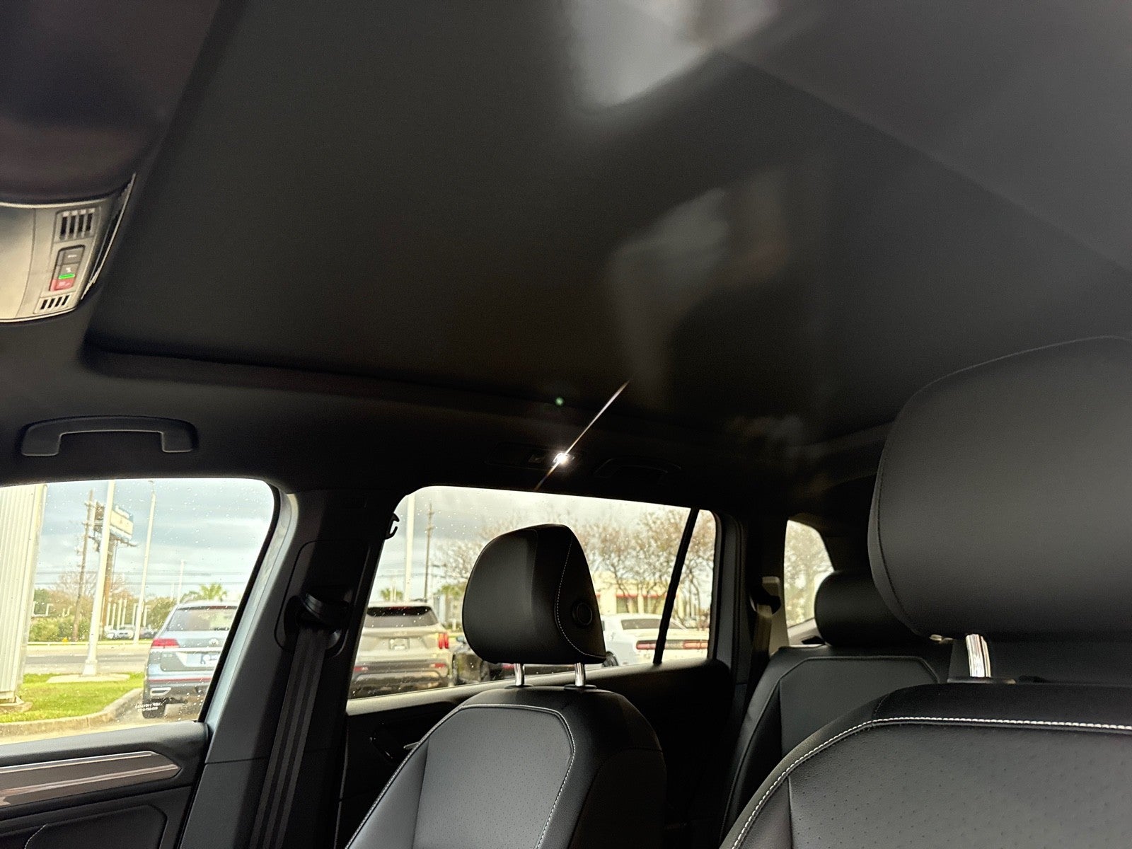 2022 Volkswagen Tiguan 2.0T SE R-Line Black FWD