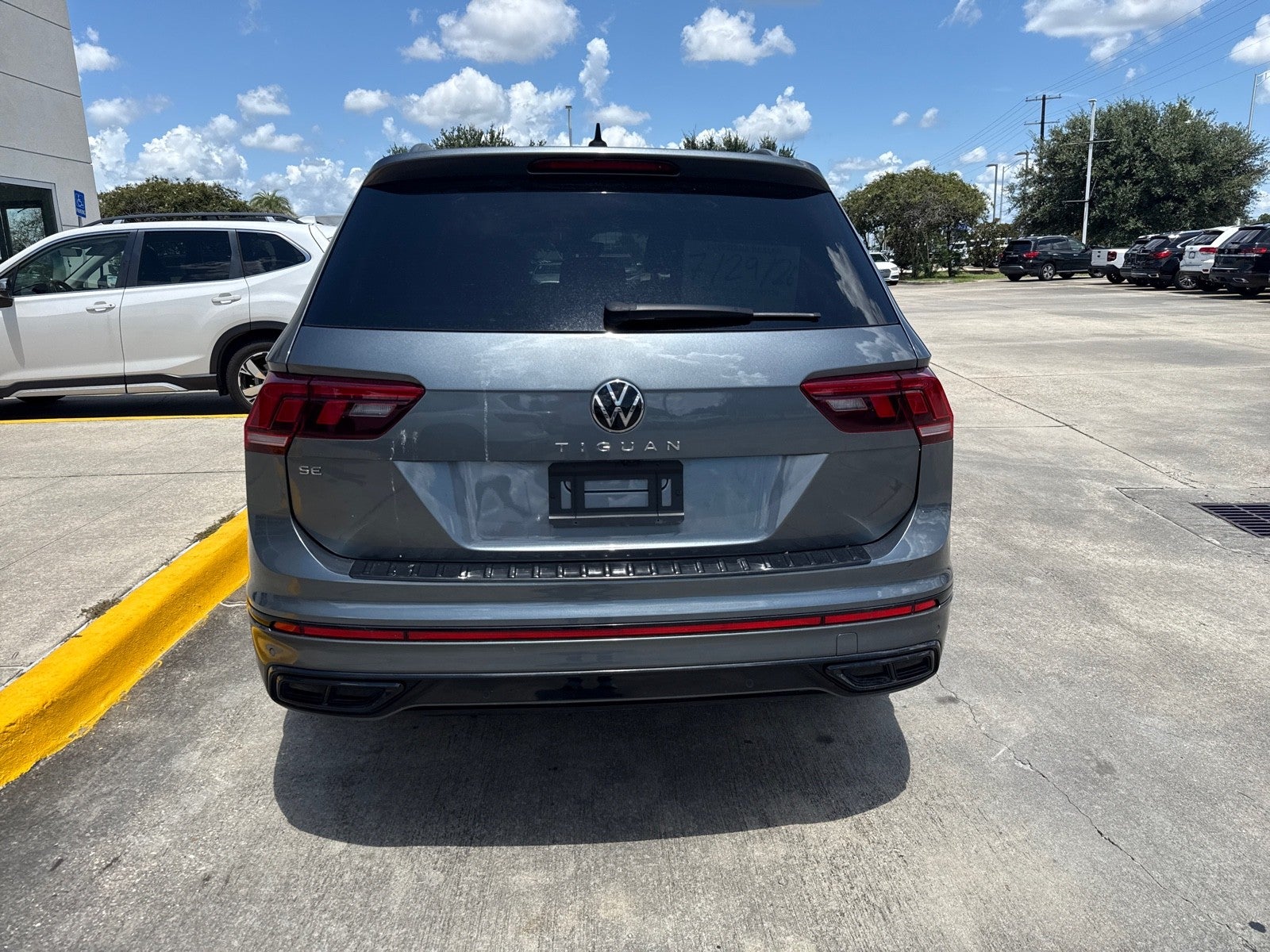 2024 Volkswagen Tiguan 2.0T SE R-Line Black FWD