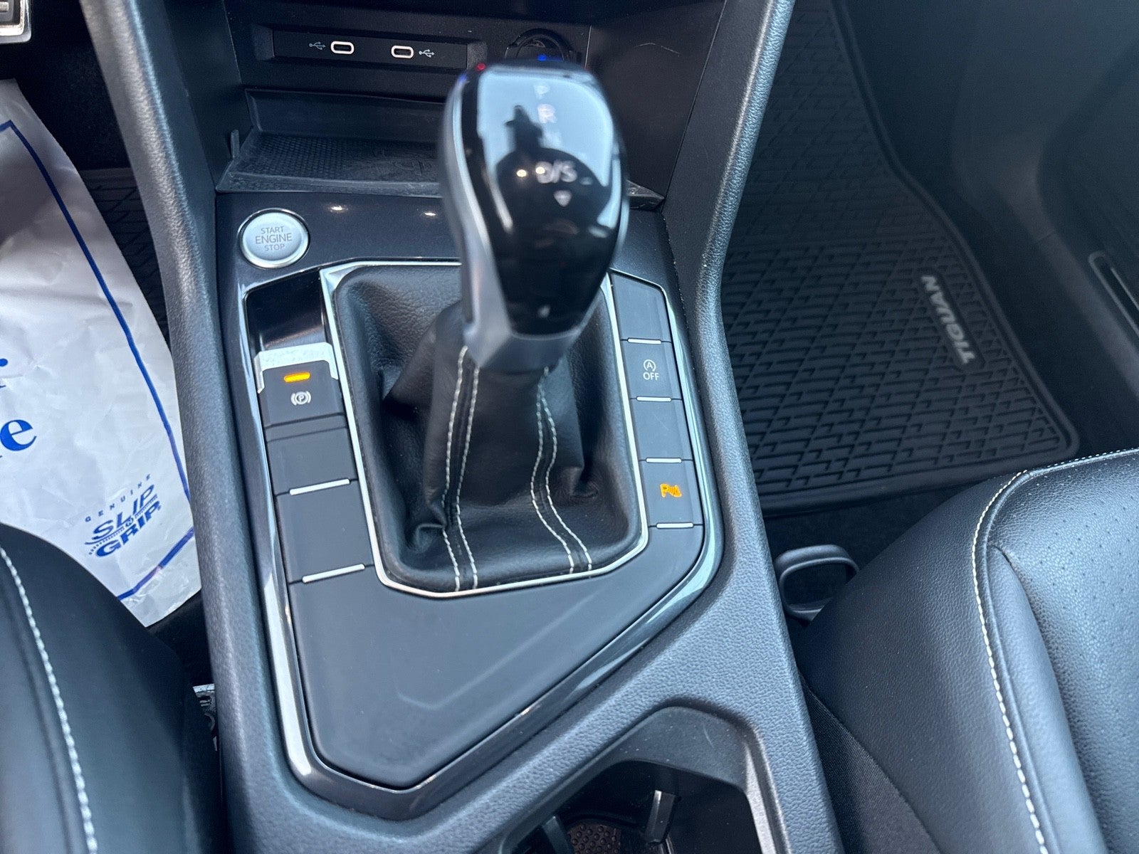 2023 Volkswagen Tiguan 2.0T SE R-Line Black FWD