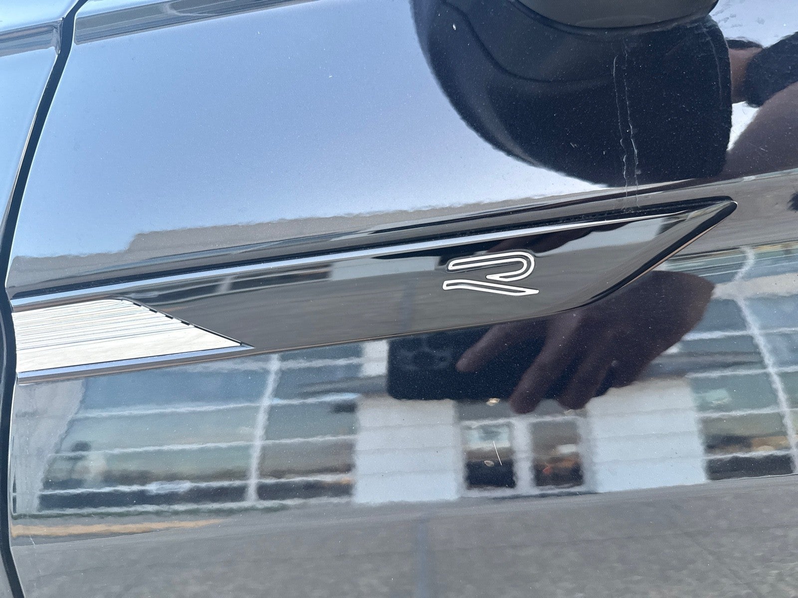 2023 Volkswagen Tiguan 2.0T SE R-Line Black FWD