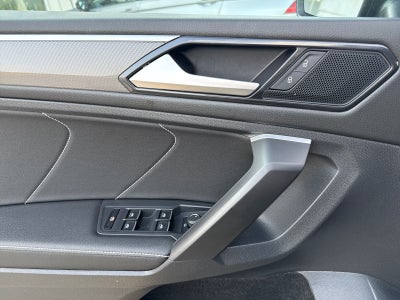 2023 Volkswagen Tiguan 2.0T SE R-Line Black FWD