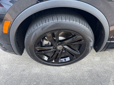 2023 Volkswagen Tiguan 2.0T SE R-Line Black FWD