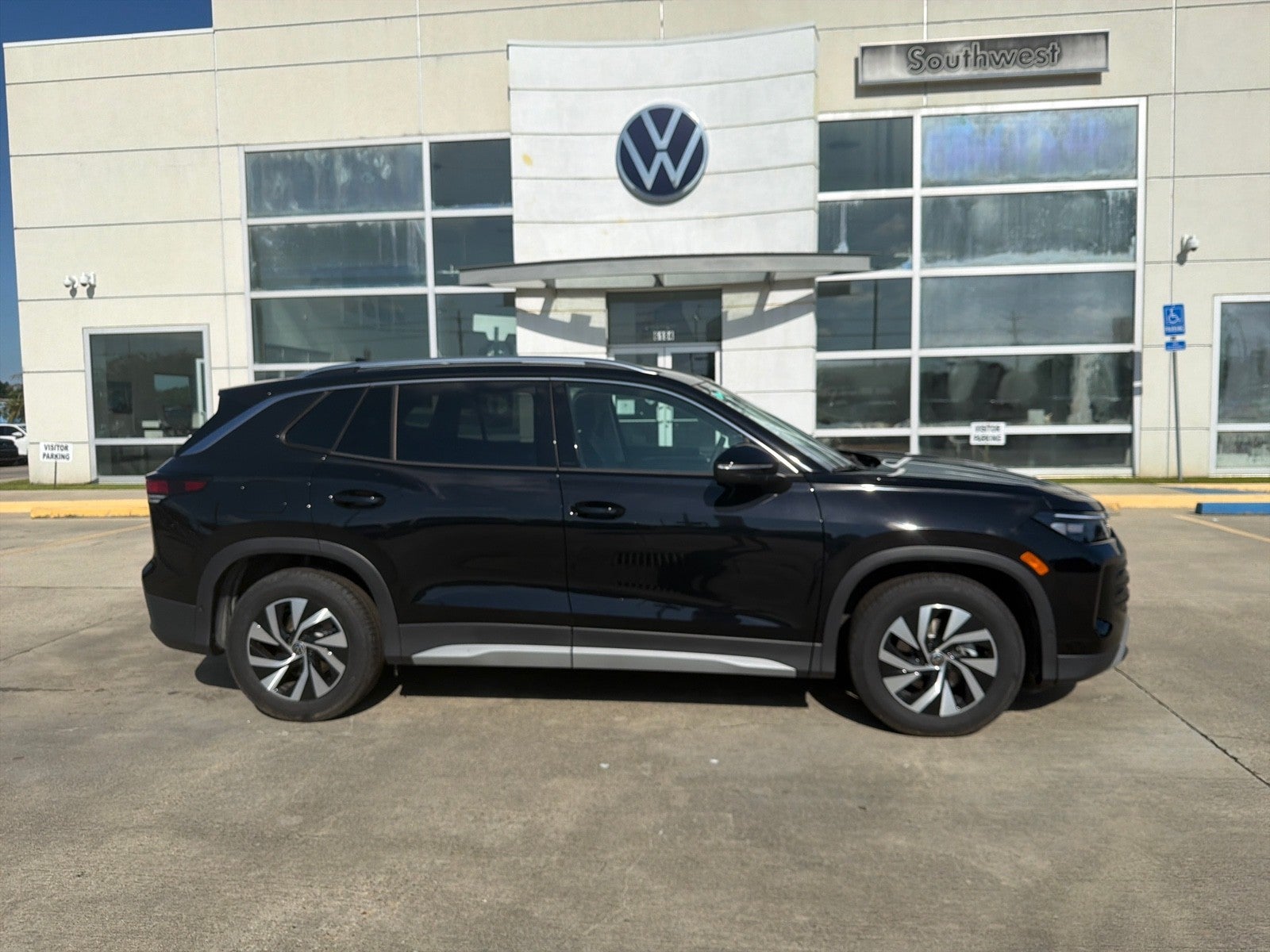 2026 Volkswagen Tiguan S FWD