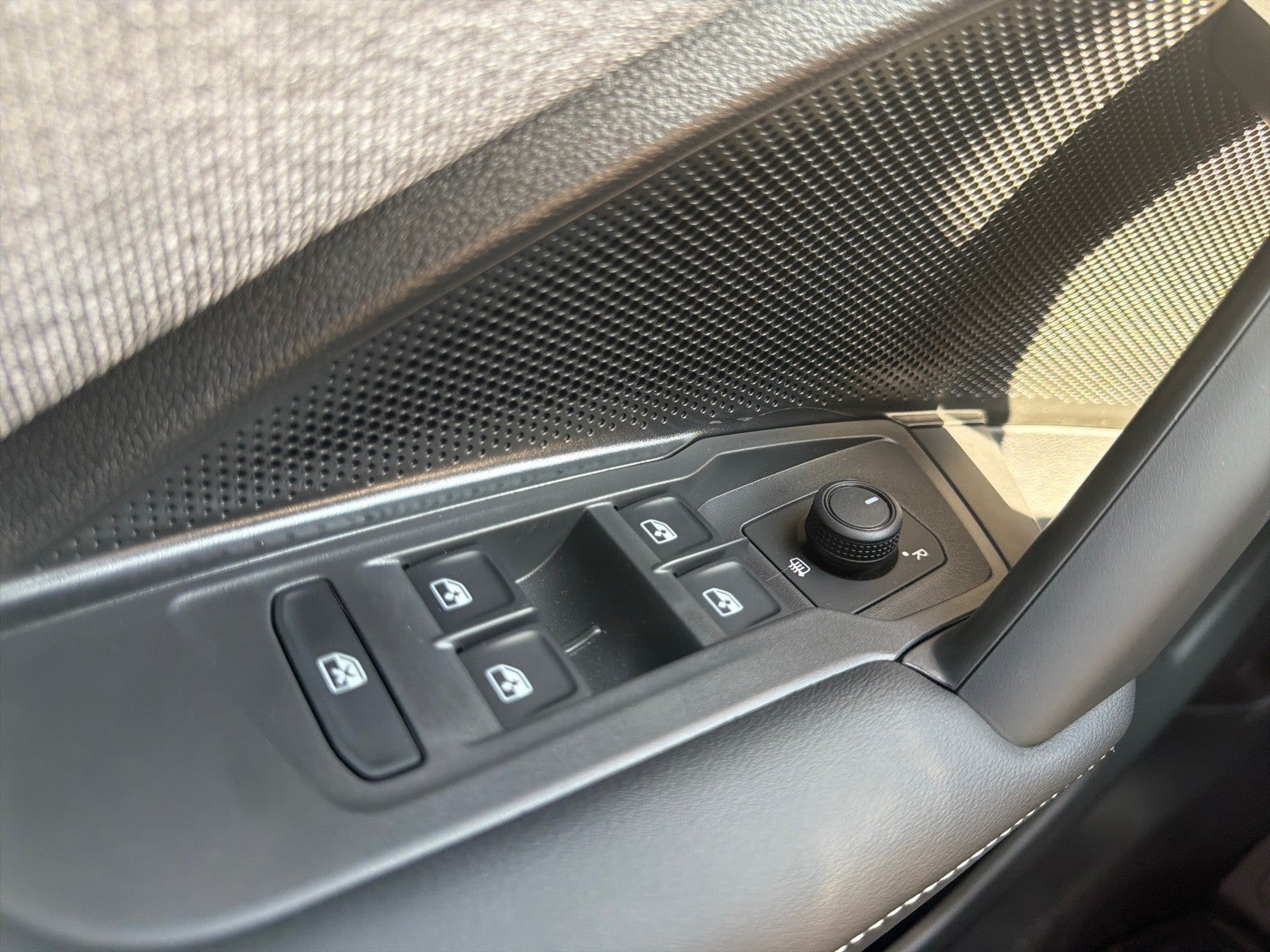 2026 Volkswagen Tiguan S FWD