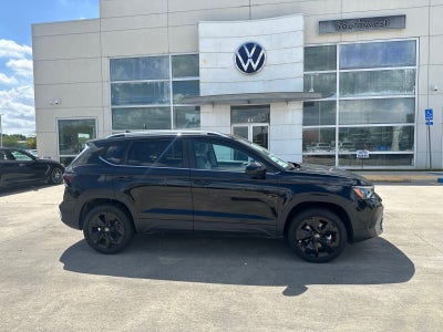 2026 Volkswagen Taos SE FWD