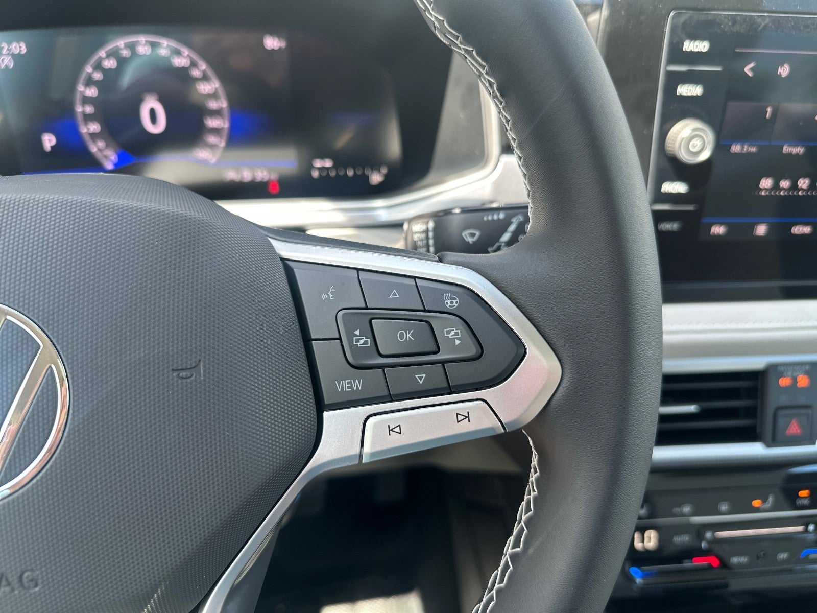 2026 Volkswagen Taos SE FWD