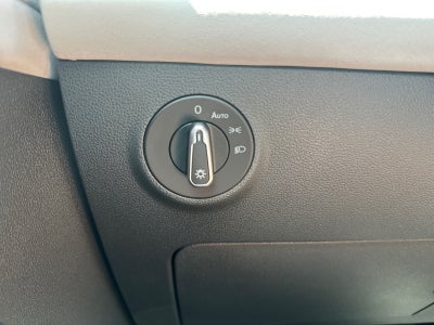 2026 Volkswagen Taos SE FWD
