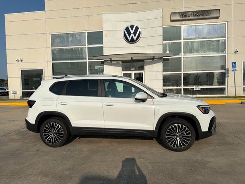 2026 Volkswagen Taos SE FWD