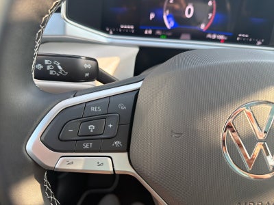2026 Volkswagen Taos SE FWD