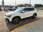 2026 Volkswagen Taos SE FWD