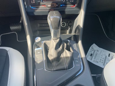 2026 Volkswagen Taos SE FWD