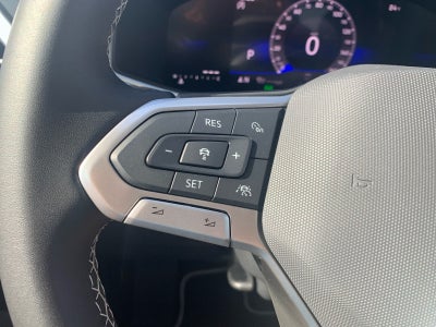 2026 Volkswagen Taos SE FWD