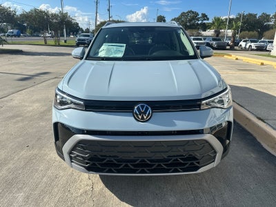 2025 Volkswagen Taos SE FWD