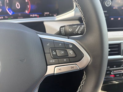2027 Volkswagen Taos SE FWD