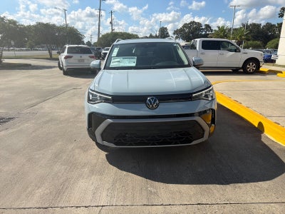 2027 Volkswagen Taos SE FWD