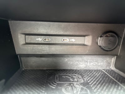 2023 Volkswagen Taos SE FWD