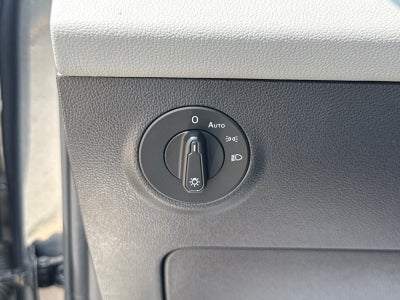 2023 Volkswagen Taos SE FWD
